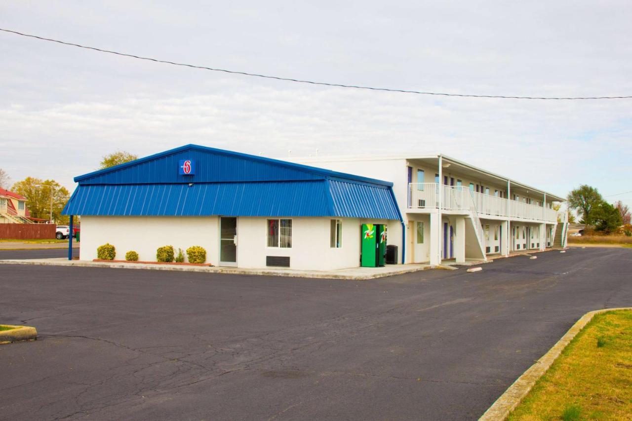 Country Yard Inn And Suites Sikeston Zewnętrze zdjęcie