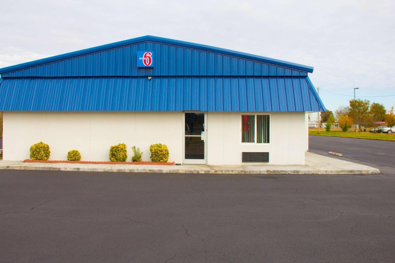 Country Yard Inn And Suites Sikeston Zewnętrze zdjęcie